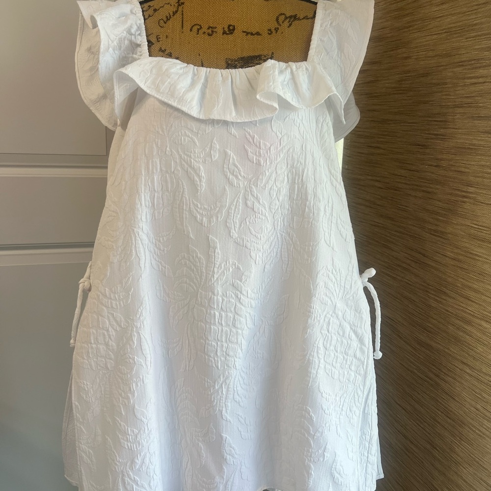 Lilly Pulitzer White Textured romper - Picture 2 of 7